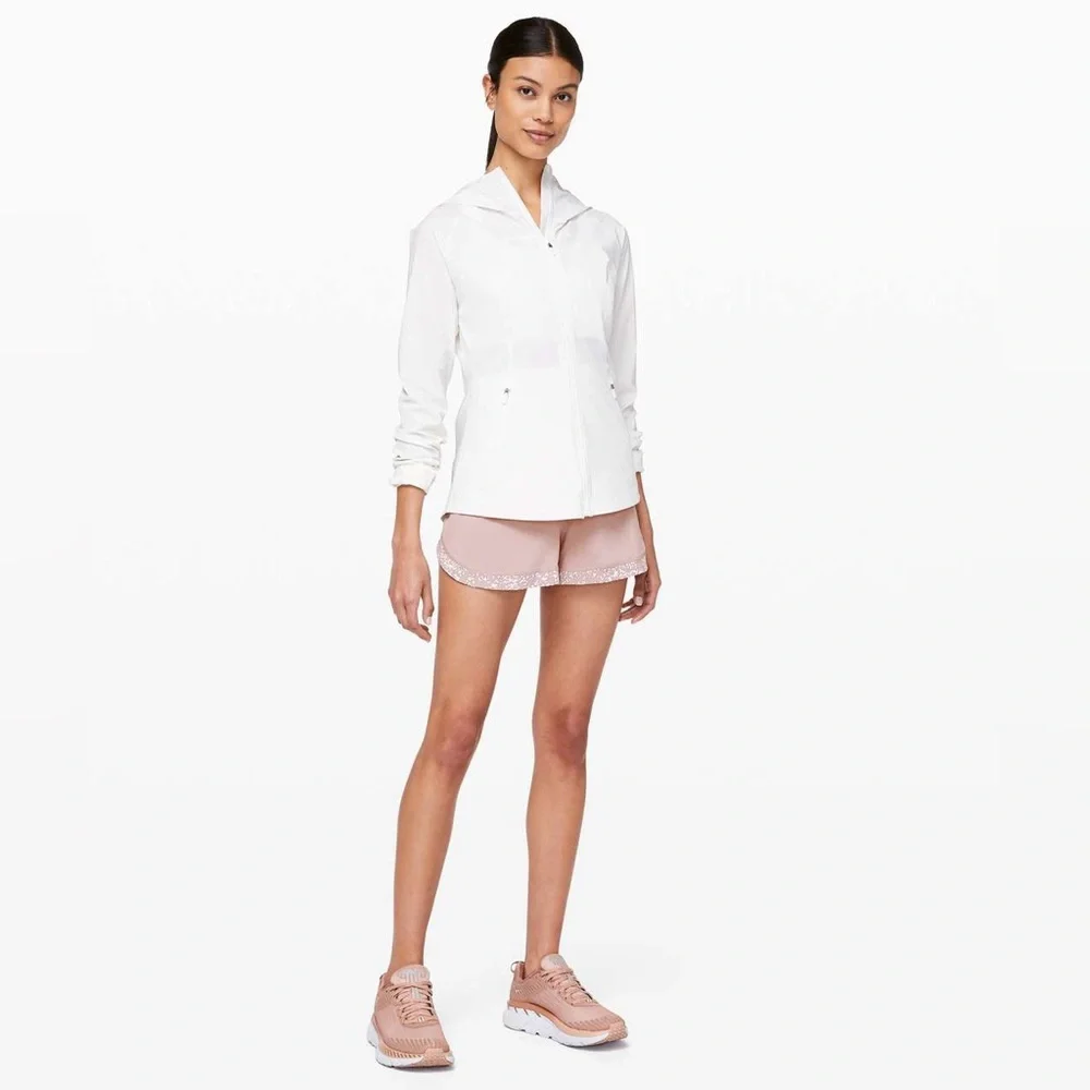 Lululemon Run The Line Short *Reflective 3"
Muse - Picture 7 of 14